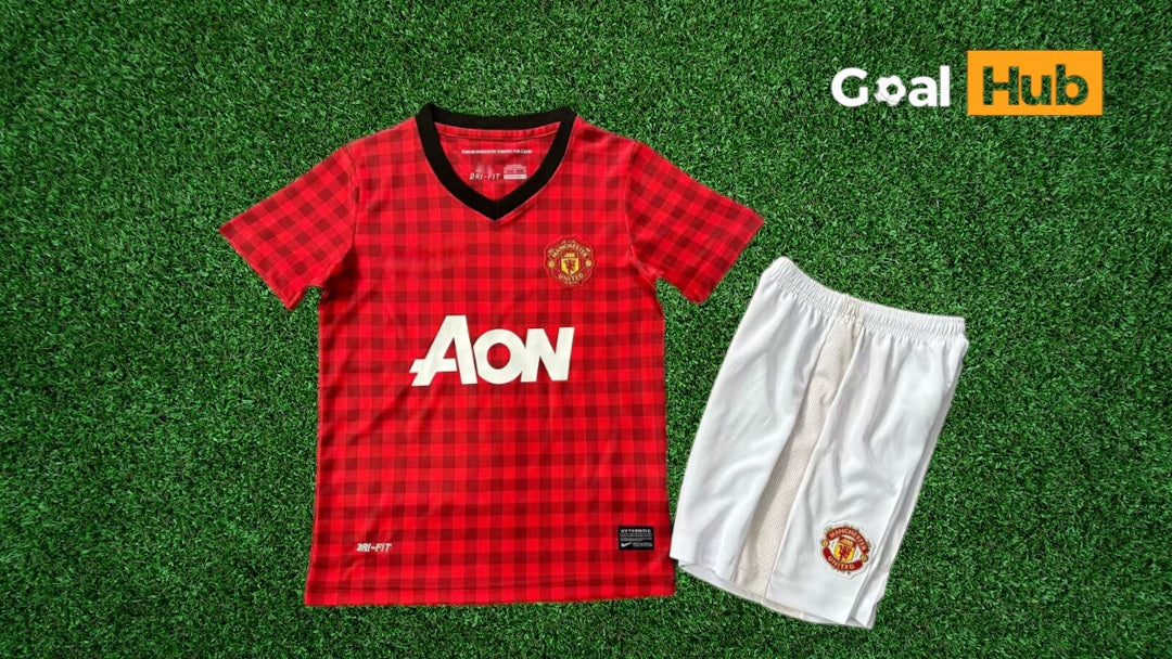 Manchester United 12-13 Home Kids Kit