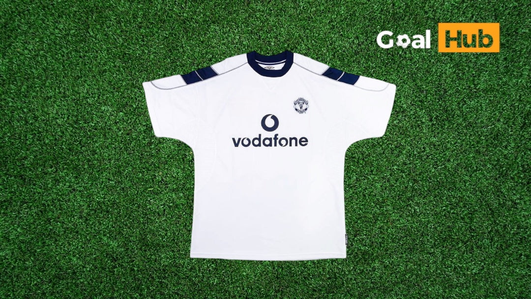 Manchester United 2000-01 Away