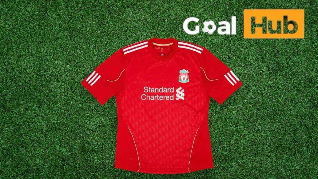 Liverpool 2010-11 Home