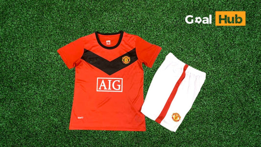 Manchester United 09-10 Home Kids Kit