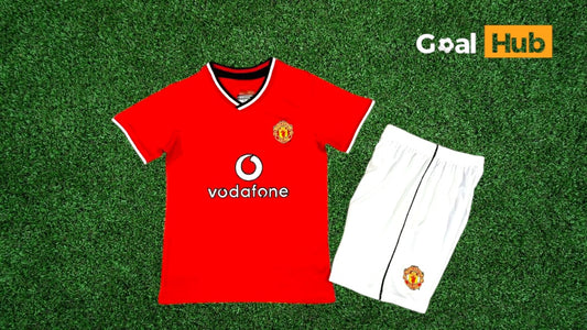 Manchester United 02-04 Home Kids Kit